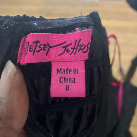 Betsy Johnson sleeveless dress - Picture 9 of 10